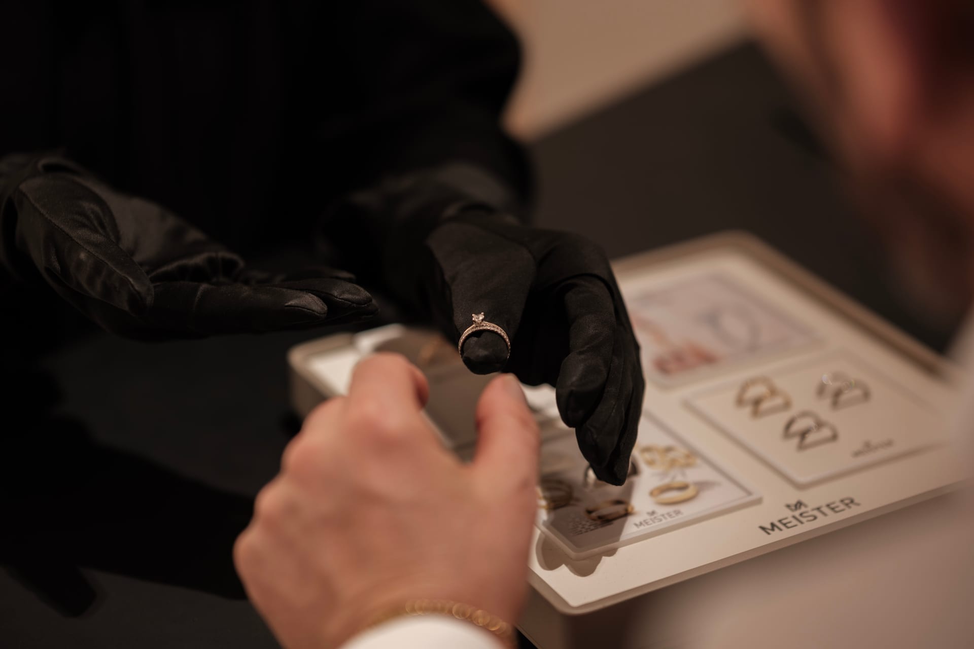 Eheringe Beratung bei Trauring Lounge